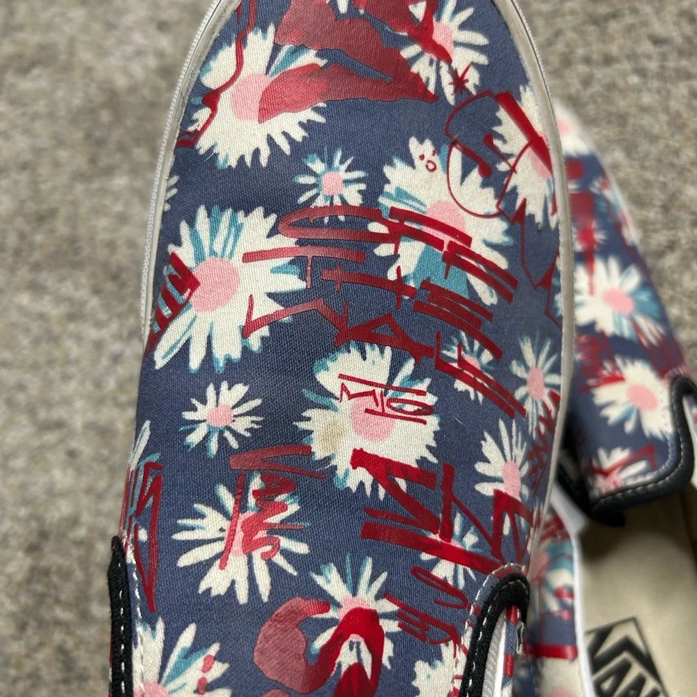 Vans Slip-On Sneakers - Graffiti Floral Print | Size Men’s 9.5 / Women’s 11 - Picture 3 of 4